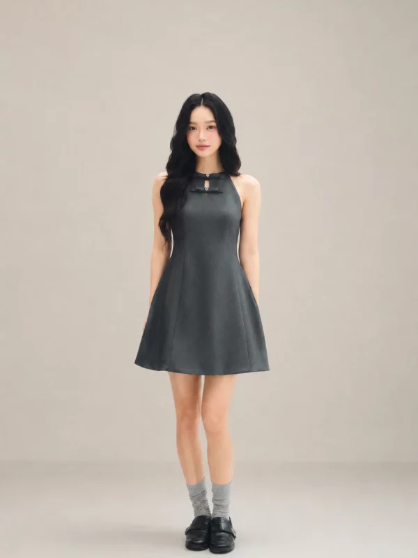 Halter Dress đầm yếm nữ màu xám trên nền studio LINHDINH Studio